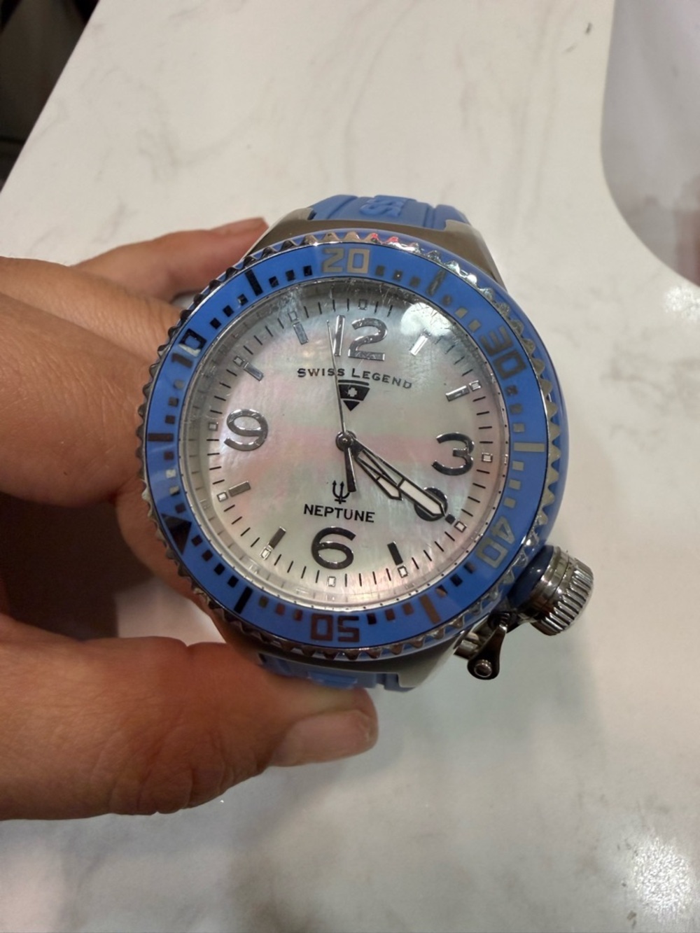 Swiss Legend Blue Silicone Dive Watch with Mother of Pearl Face - Picture 5 of 7